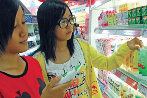 My pham lam dep chua paraben gay vo sinh, ung thu? hinh anh