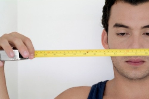 12 tuoi cau nho dai chua den mot cm hinh anh