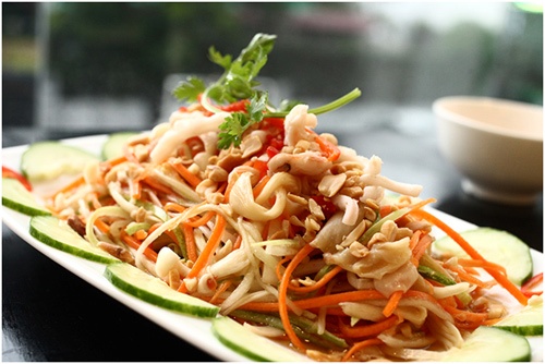 Nhung thuc pham khi an khong nen ham nong lai hinh anh