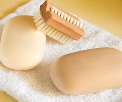 Nếu tiếp xúc nhiều với các chất kháng khuẩn như triclosan, vi khuẩn sẽ biến đổi thành chủng khó kiểm soát hơn.  Hình minh họa.