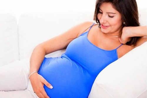 Tranh sot xuat huyet khi mang bau: Cach gi? hinh anh