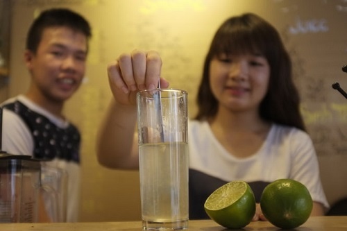 Lam gi khi thieu acid dich vi? hinh anh