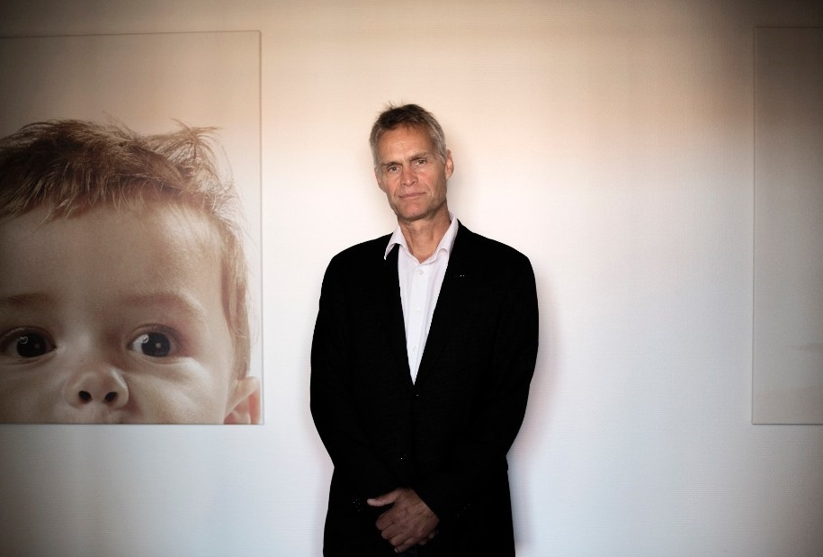 Ngan hang tinh trung lon nhat the gioi anh 1