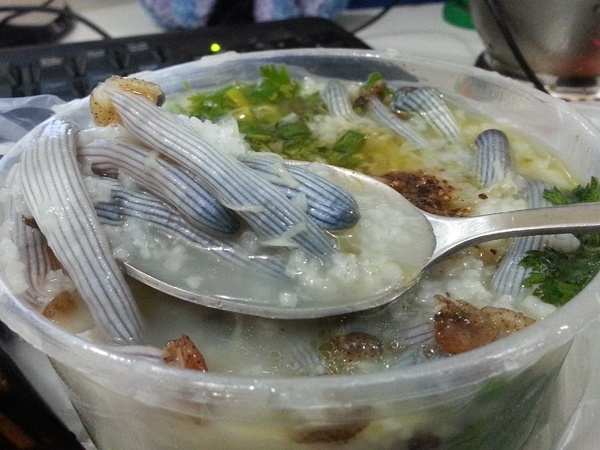 Bo than trang duong nho sa sung hinh anh