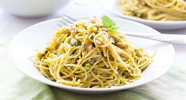 Thuc pham khong nen an khi bi cang thang anh 4