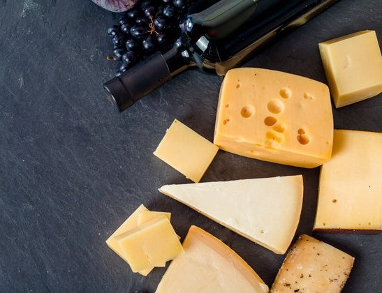 Thuc pham khong nen de trong tu da anh 6