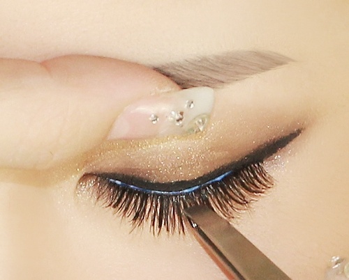 Nguy co tiem an tu noi mi va nhuom mi hinh anh