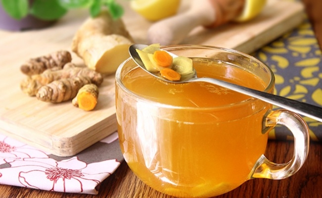 Do uong giup thanh loc phoi cho nguoi hut thuoc hinh anh