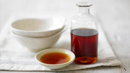 Nuoc mam: Loai gia vi khong phai ai cung co the su dung hinh anh