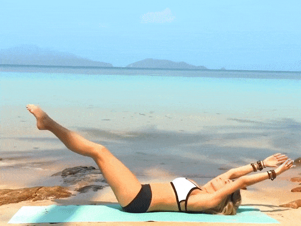 Nhung bai tap don gian ban co the thuc hien tren bai bien hinh anh