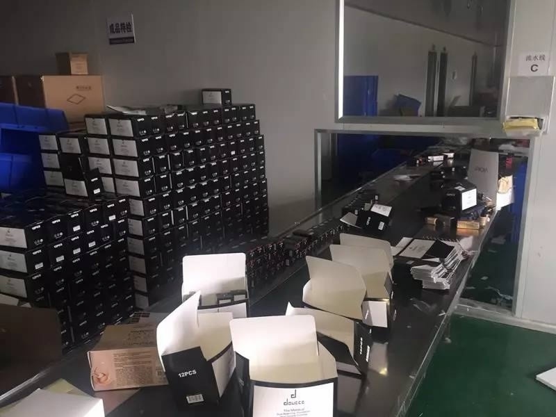 Trung Quoc san xuat my pham gia anh 7