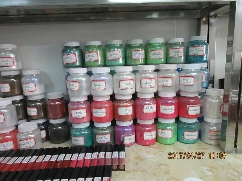 Trung Quoc san xuat my pham gia anh 9