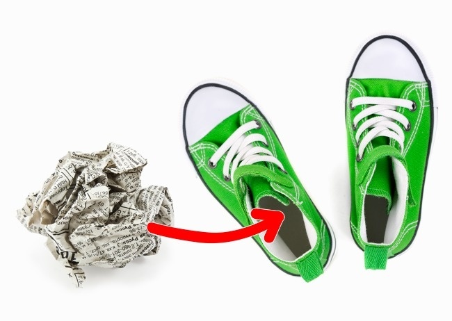 Cach loai bo mui hoi chan anh 11