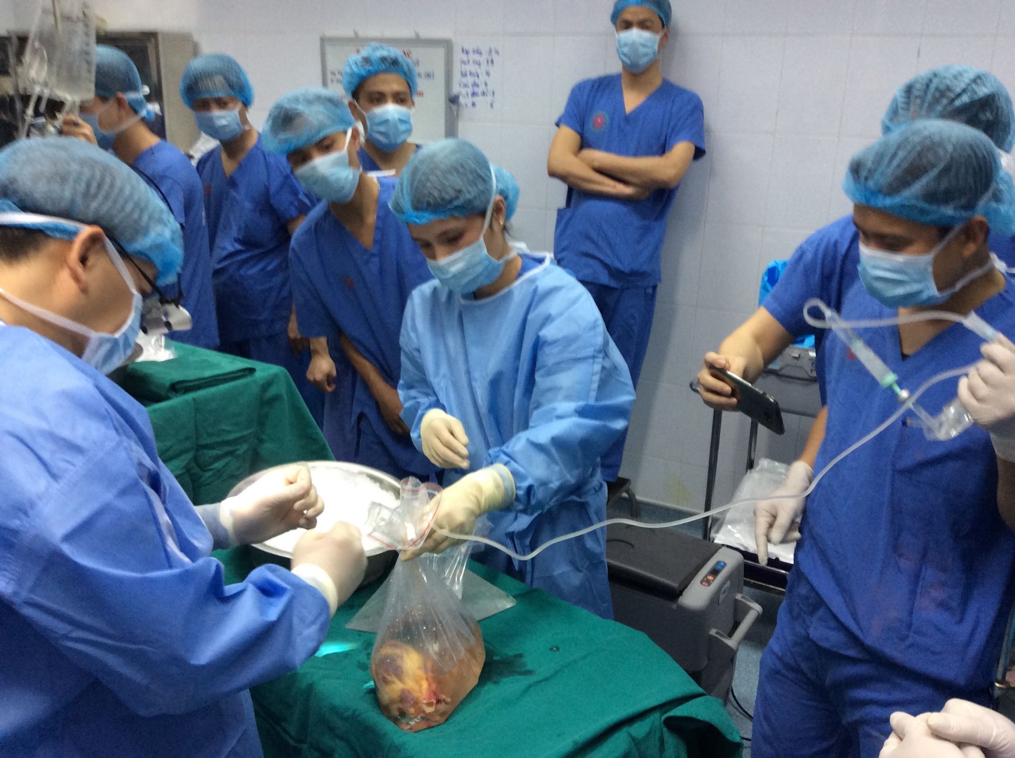 Ghep tim tu benh nhan chet nao anh 1