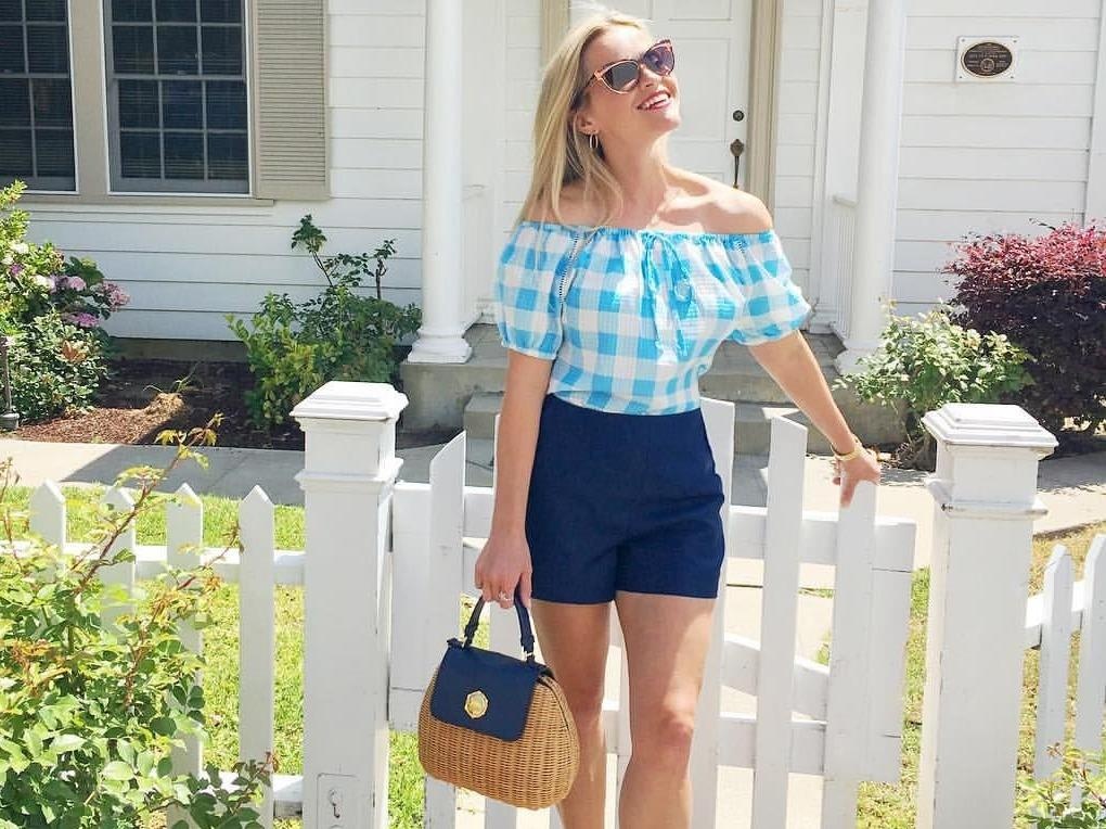 Tui coi, phu kien khong the thieu cua mua he hinh anh