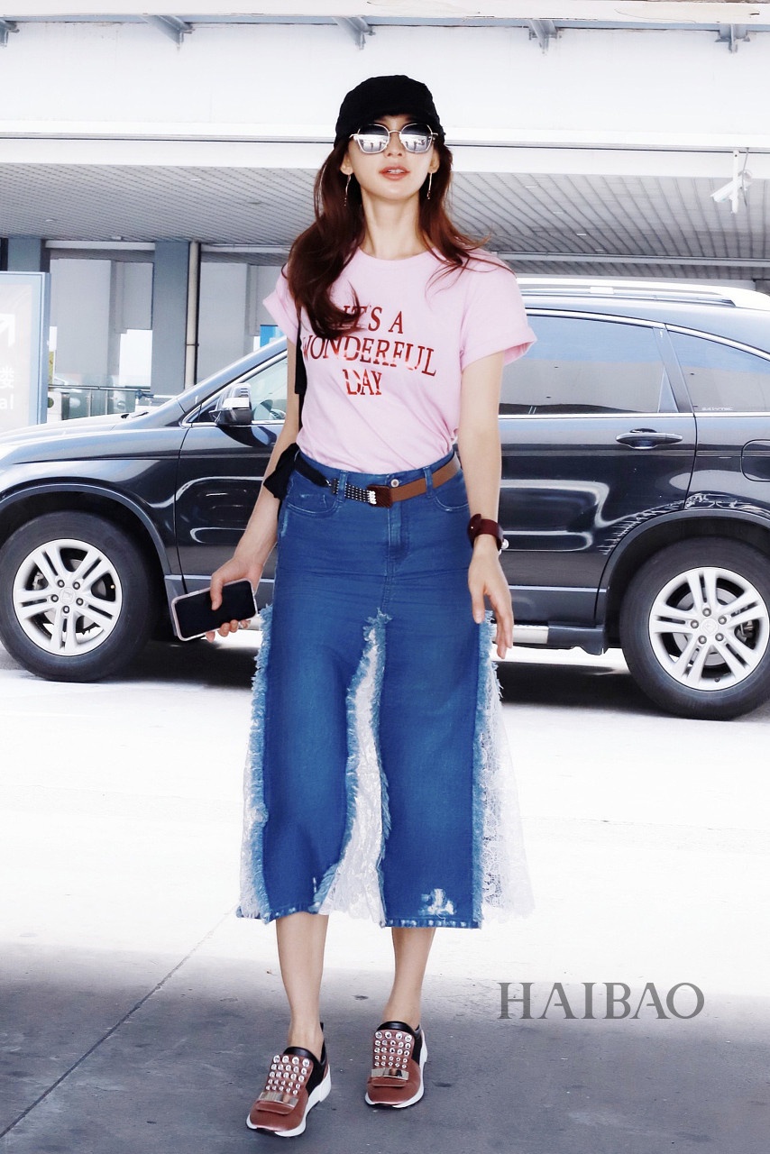 Thoi trang tre trung cua Lam Chi Linh anh 1