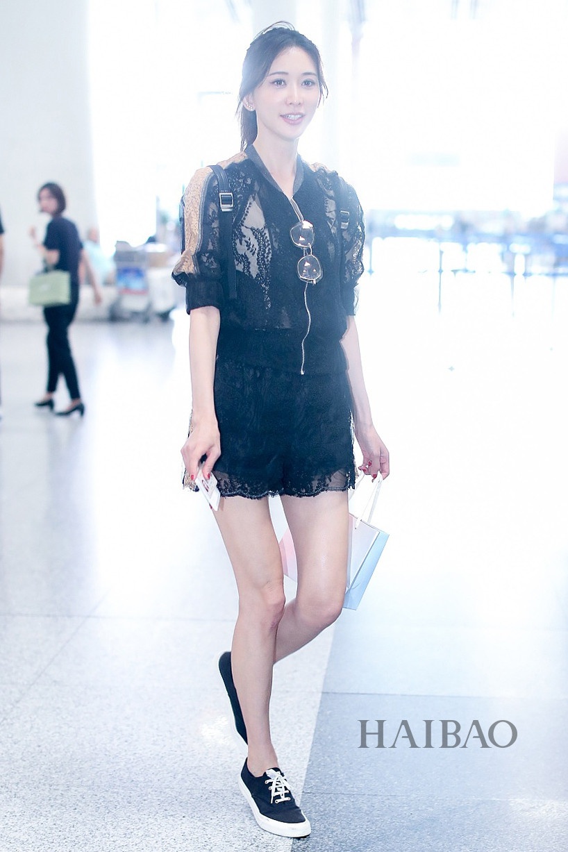 Thoi trang tre trung cua Lam Chi Linh anh 8