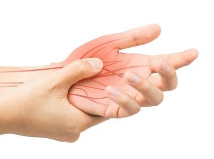 Ngua ran ban tay canh bao benh nguy hiem hinh anh