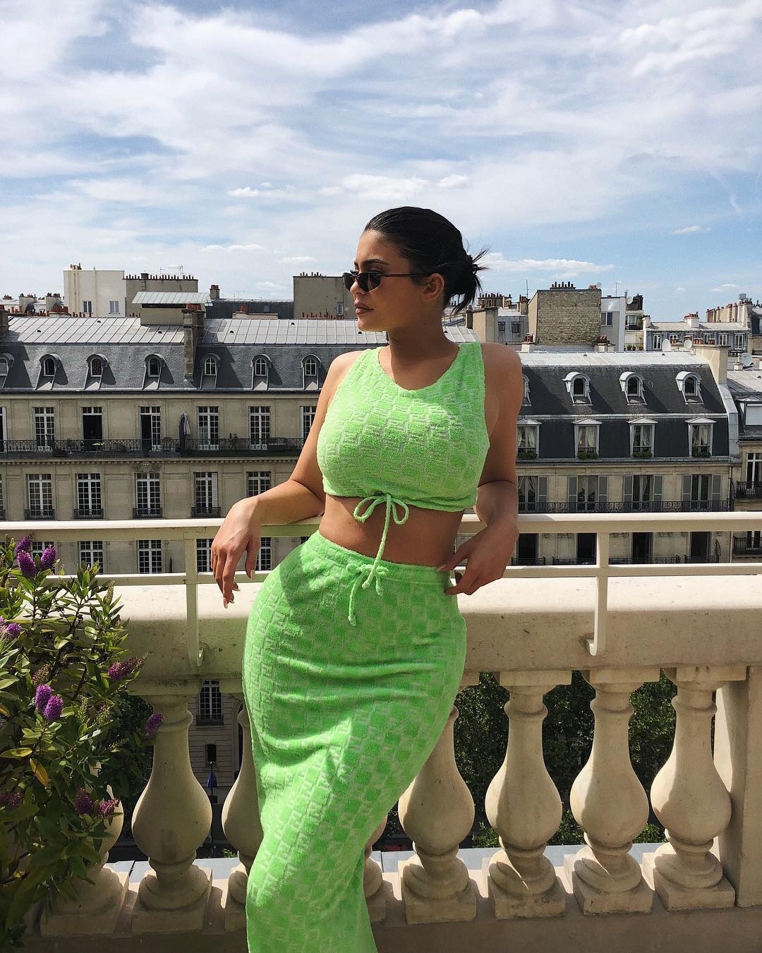 Mix-match voi crop top anh 2