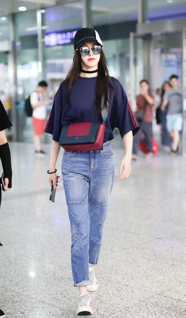 Sao Hoa ngữ với quần jeans phá cách ảnh 7 Sao Hoa ngu voi quan jeans pha cach anh 7