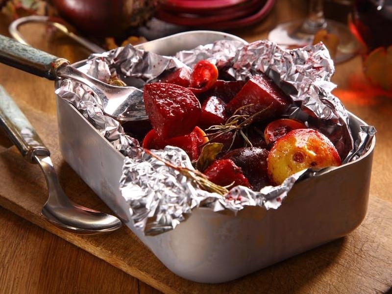 Tai sao khong duoc dung giay nhom goi thuc pham? hinh anh