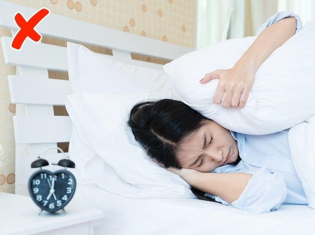 Thoi quen gay hai mat anh 4