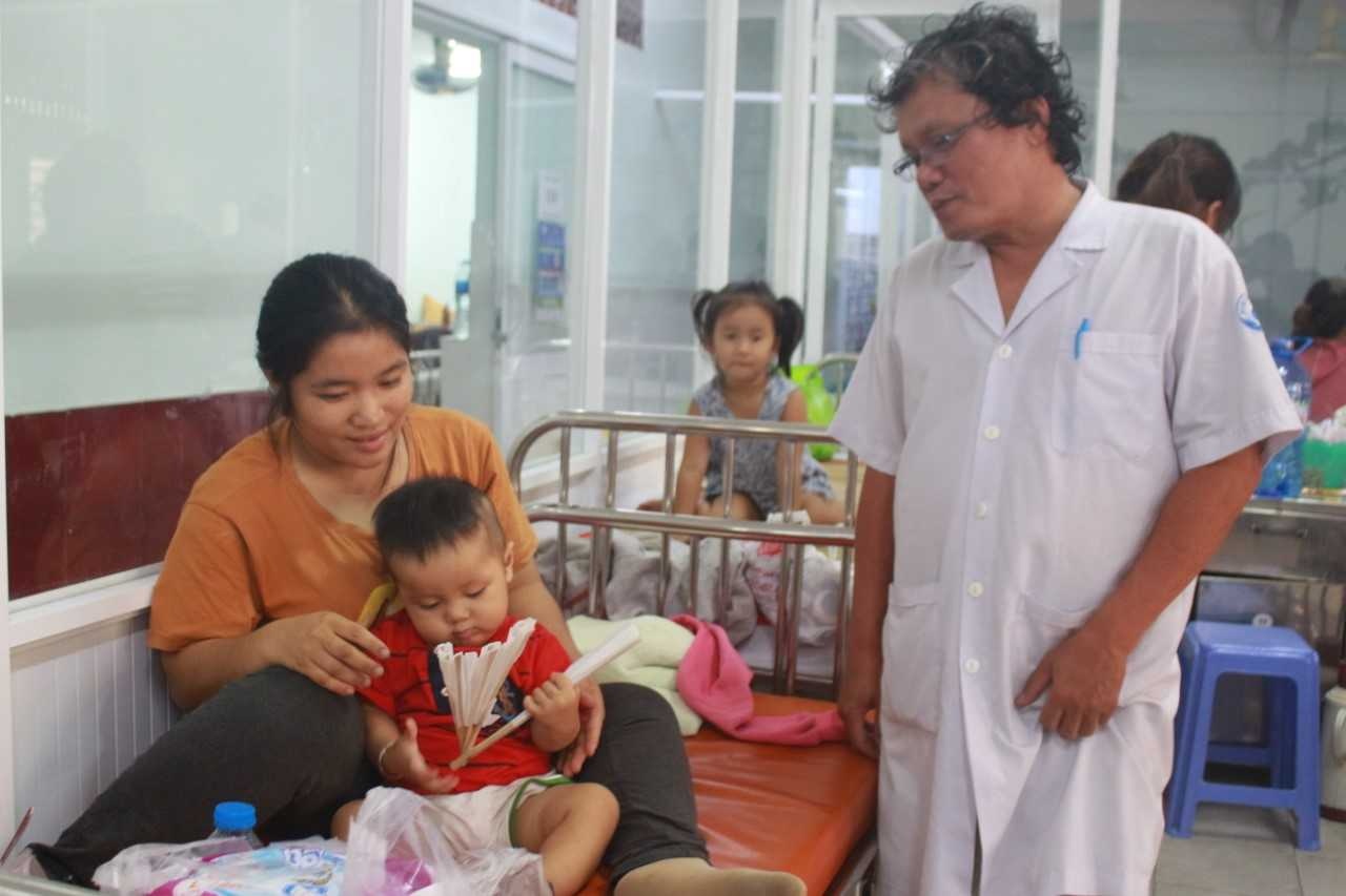 Benh vien o Sai Gon qua tai vi dich chong dich hinh anh