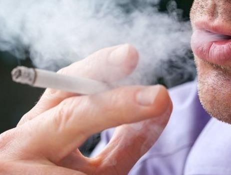 Dieu gi xay ra voi co the khi ban hut thuoc hang ngay? hinh anh