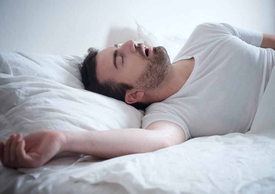 Ngung tho 85 lan trong mot tieng, nguy co dot tu do ngay ngu hinh anh