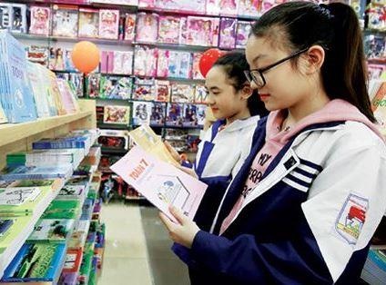 Khong co chuyen moi dia phuong day mot chuong trinh khac nhau hinh anh