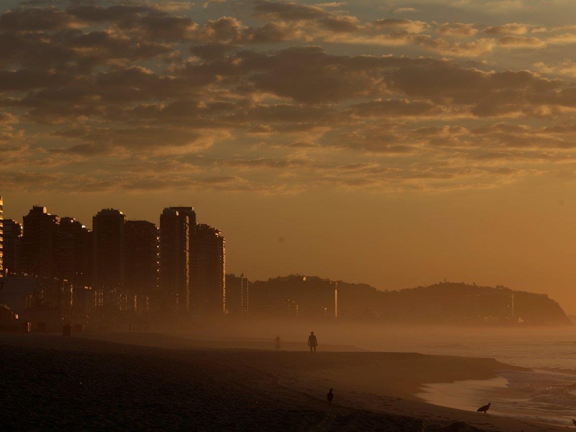 Van de suc khoe khi nang nong anh 9