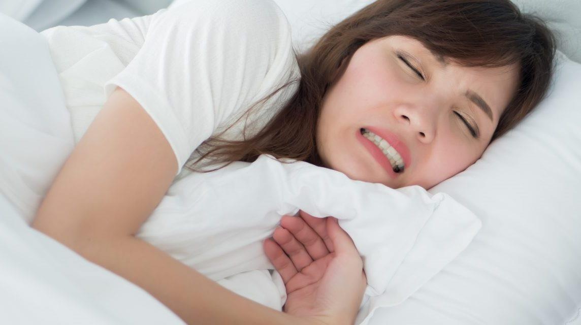 Nghien rang thuong xuyen co the gay tac hai khon luong cho suc khoe hinh anh