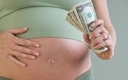 Phu nu Viet vuot bien de thue - lua chon nghiet nga hinh anh