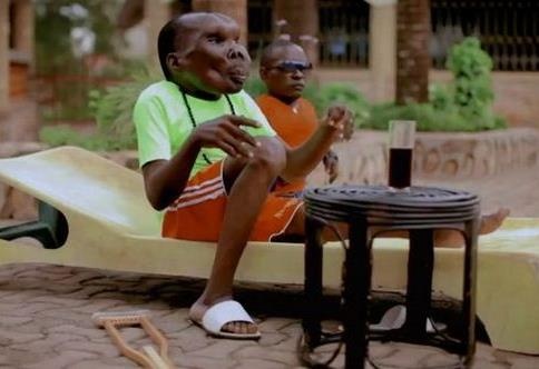 Hanh trinh tro thanh ngoi sao cua nguoi dan ong mac benh ‘mat ran’ hinh anh