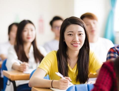 Sinh vien xinh dep, hoc gioi Trung Quoc bi du ban trung gia nghin do hinh anh