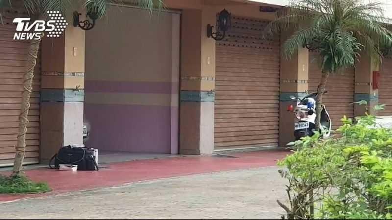 Hôn mê vì không tắt động cơ ôtô khi ngủ ảnh 2 Hon me vi khong tat dong co oto khi ngu anh 2