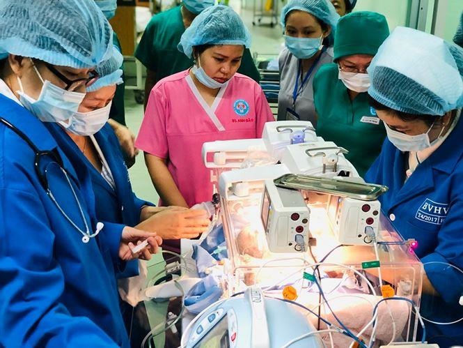 Song sinh dính liền ảnh 2 Song sinh dinh lien anh 2