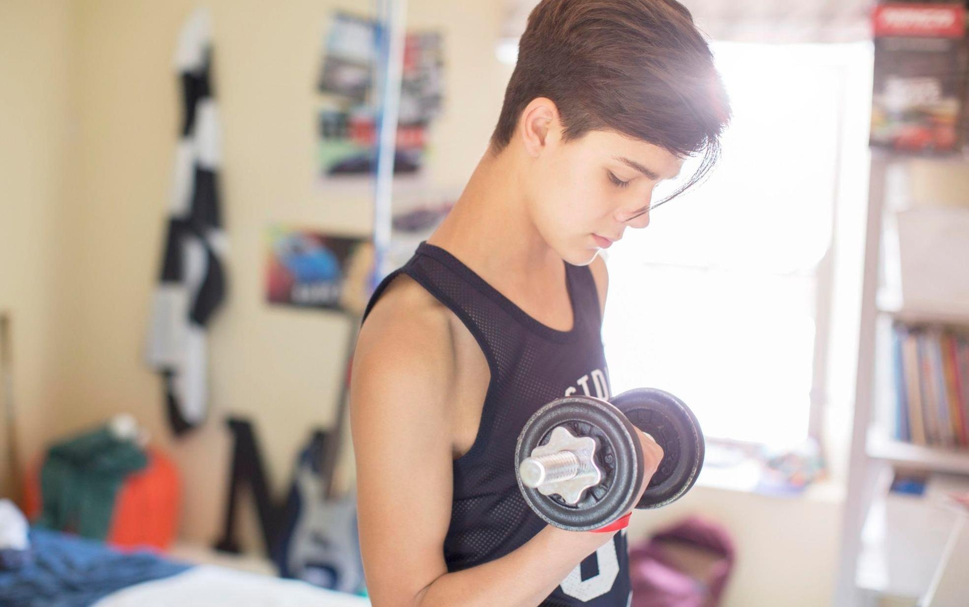 Co the nam gioi thay doi nhu the nao khi day thi? hinh anh