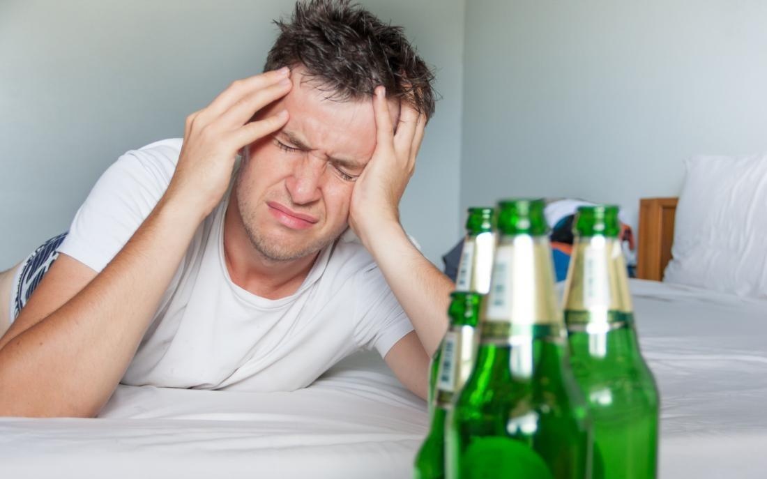 Tai sao ban thuong khong nho gi khi say ruou? hinh anh