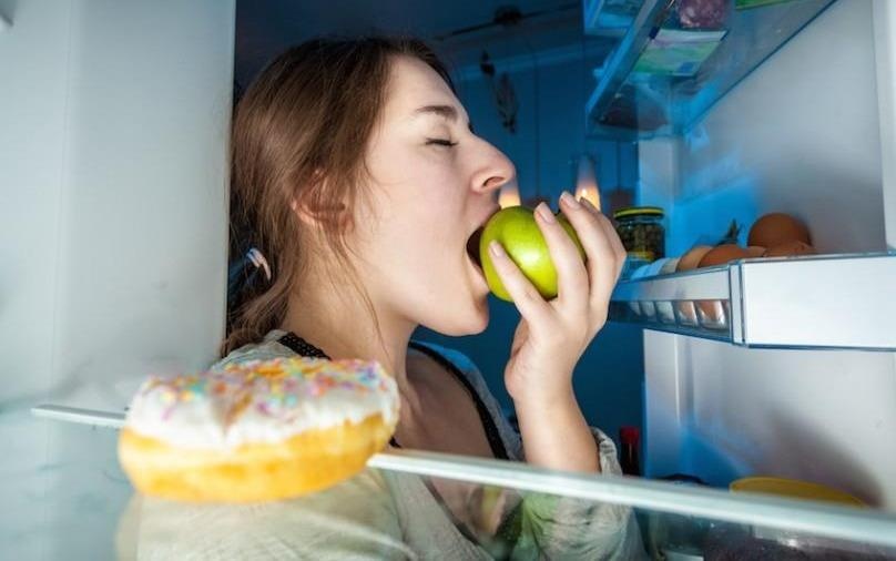 9 thuc pham co the gay hai neu an sai gio hinh anh