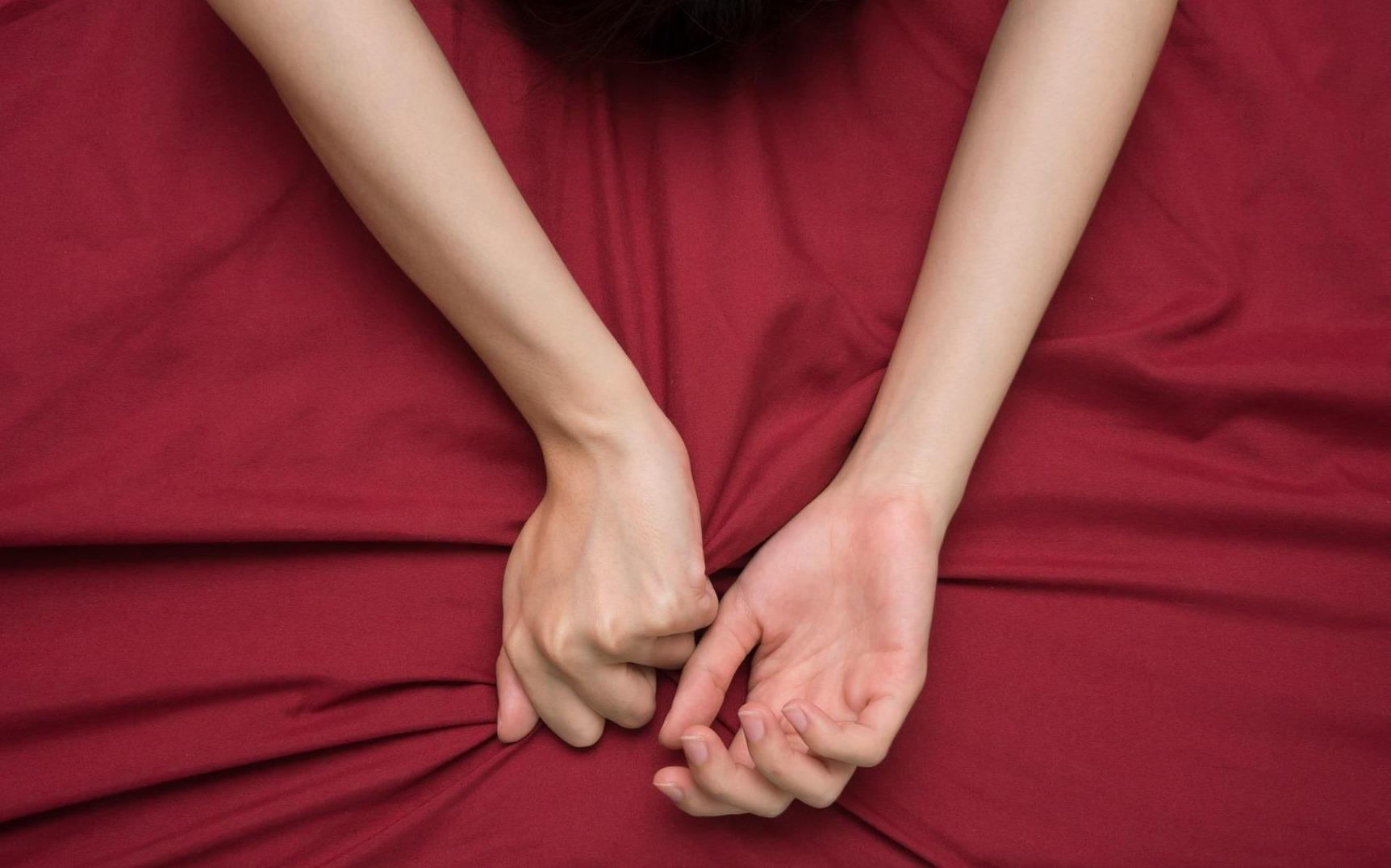 Nguoi phu nu 'len dinh' khong kiem soat sau khi kham phu khoa hinh anh