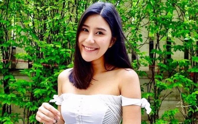 Nu tiep vien hang khong xinh dep qua doi sau 3 ngay bi muoi dot hinh anh