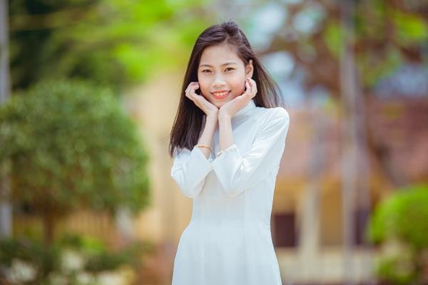 Cô gái từng dùng vải che nội tạng ảnh 2 Co gai tung dung vai che noi tang anh 2