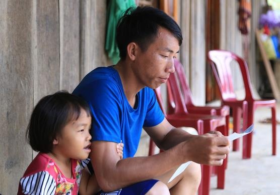 Bo GD&DT yeu cau bao cao vu thieu giao vien, tre 4 tuoi tro hoc xa nha hinh anh