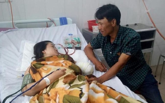 Co giao lien tuc mat ngu sau tai nan giao thong phai cat lia tay hinh anh