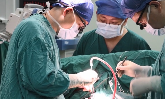 Ghép tim cho bé 66 ngày tuổi ảnh 1 Ghep tim cho be 66 ngay tuoi anh 1