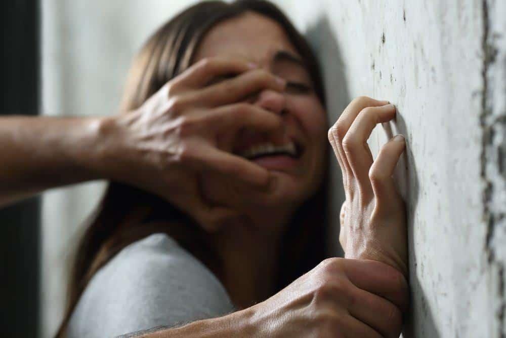 Bao dong tinh trang bao luc hoc duong va xam hai tinh duc tre em hinh anh