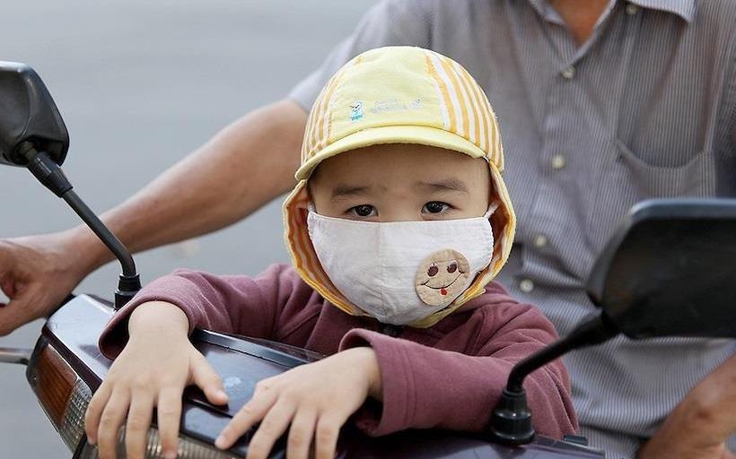 O nhiem khong khi anh huong den benh tam than cua tre em hinh anh