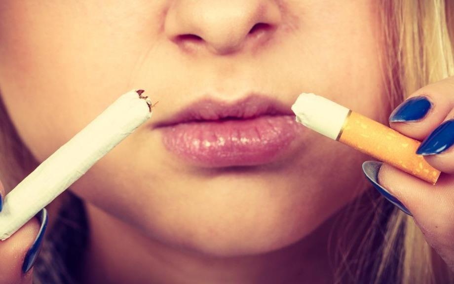 Tai sao hut thuoc la lam tham moi? hinh anh