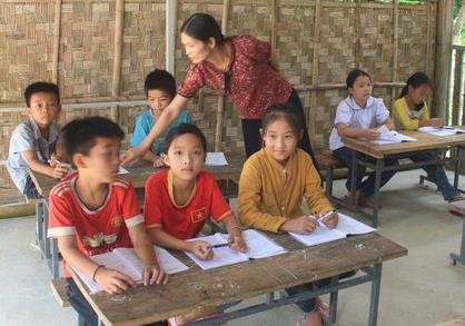 Bat cap trong dieu dong giao vien hinh anh